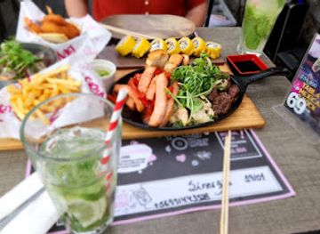 chile/nuble-region/bar/magnolia-bar