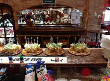The Bosom Pub