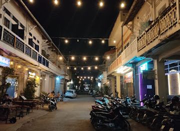 cambodia/battambang-province/bar/pomme