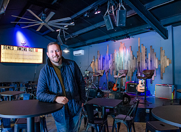 north-carolina/sandhills/bar/the-neon-rooster
