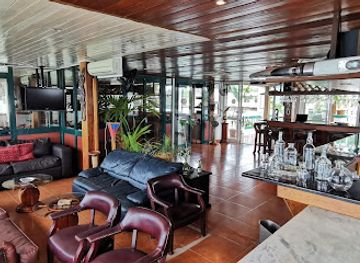 sao-tome-and-principe/caue/bar/bala-bala-bar-praia-lagarto