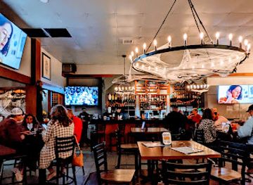 oklahoma/tulsa-metropolitan-area/bar/hop-the-griffin-brew-pub-and-wine-bar