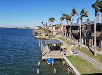 texas/padre-island-national-seashore/bar/boathouse-bar-and-grill