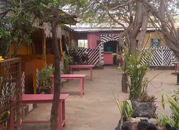Sundowner Bar and Lodgings