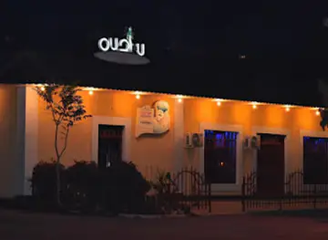 Oasis bar-restaurant