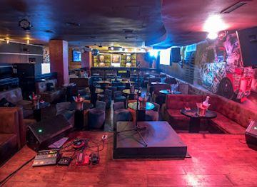 morocco/casablanca/ain-diab/bar/amstrong-official