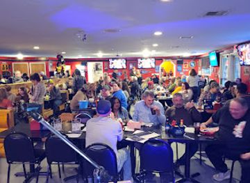 kentucky/bernheim-arboretum-and-research-forest/bar/little-rick-s-neighborhood-bar-grill