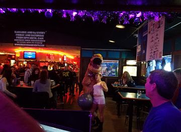 illinois/rockford/bar/the-filling-station