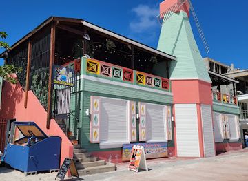 sint-maarten/philipsburg/bar/dutch-blonde-beach-bar-restaurant