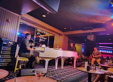 Elaine's Dueling Piano Bar