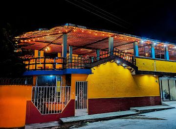 guatemala/huehuetenango/bar/seafood