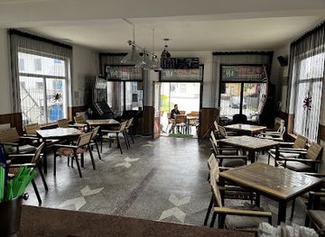 romania/parang-mountains/bar/pub-m-e