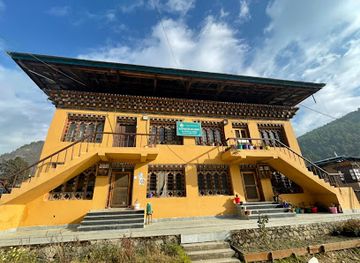 bhutan/haa-valley/bar/blue-pine-restaurent