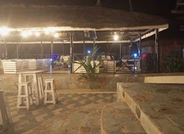 ghana/cape-coast/bar/shipyard-bar