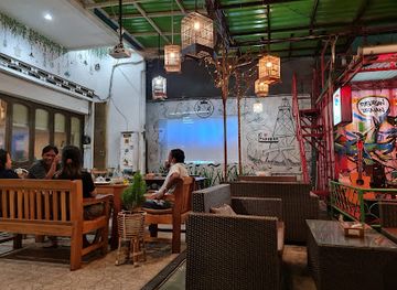 indonesia/north-kalimantan/bar/mr-fuji-karaoke-cafe
