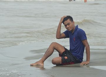 bangladesh/barisal-division/bar/robi-tower