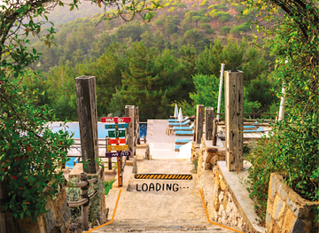 lebanon/jezzine-district/bar/broken-shaker