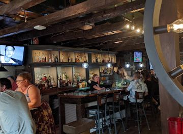 rhode-island/washington-county/bar/mews-tavern