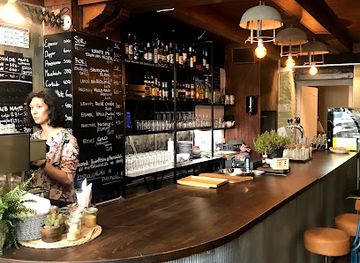 hungary/pecs/bar/partisan