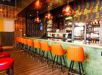 ohio/cincinnati/downtown-cincinnati/bar/the-stretch