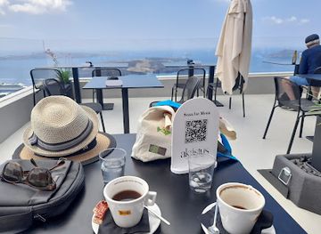 greece/santorini/imerovigli/bar/akastus-cafe-cocktail-bar