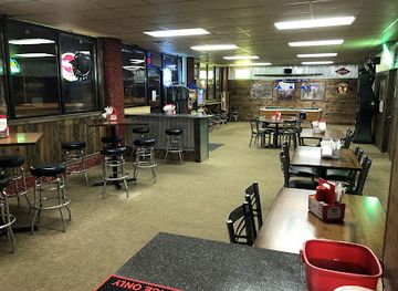 minnesota/cuyuna-country-state-recreation-area/bar/trailside-tavern-patio