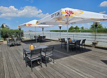 austria/lake-neusiedl/bar/captain-s-seeterrasse-am-neusiedler-see