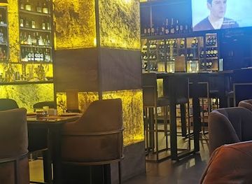 morocco/casablanca/racine/bar/holloywoodbob