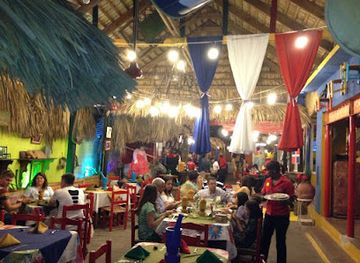 dominican-republic/central-mountain-range/bar/lulu-tasting-bar