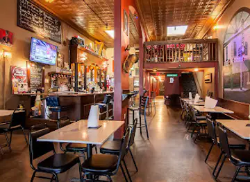 Four Quarter Bar
