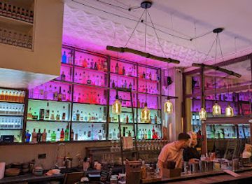 switzerland/lake-geneva-region/bar/oh-my-gin