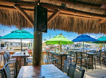florida/captiva-island/bar/phuzzy-s-boat-shack