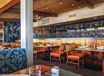 california/los-angeles/malibu/bar/duke-s-malibu