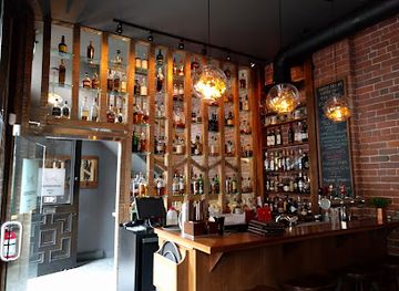 canada/acadian-peninsula/bar/hopscotch-whisky-bar