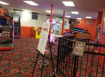 indiana/patoka-lake/bar/pluto-s-pizzeria