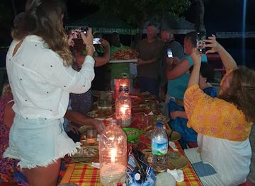 saint-vincent-and-the-grenadines/palm-island/bar/akela-trini-flavours