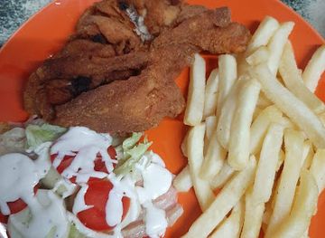 belize/toledo-district/bar/the-container