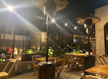 argentina/san-miguel-de-tucuman/yerba-buena/bar/piaf-bar