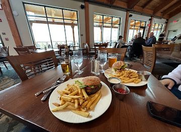ohio/hocking-hills/bar/hocking-hills-dining-lodge