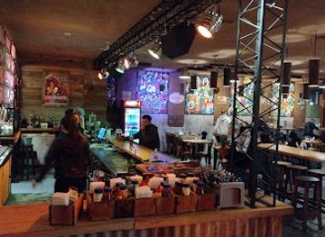 argentina/el-calafate/bar/la-oveja-negra