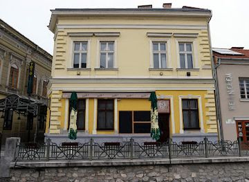 hungary/miskolc/bar/otcentes-sorozo