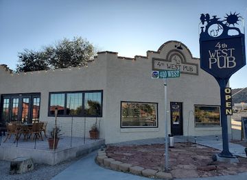 4th West Pub