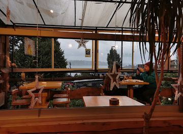 chile/chiloe-archipelago/bar/cabala-bar