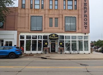 south-dakota/yankton-area/bar/black-orchid-drinkstillery