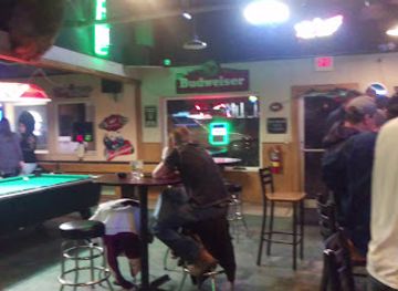 nevada/lamoille-canyon/bar/watering-hole