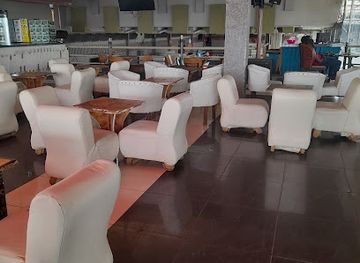 kenya/north-eastern-province/bar/quiver-lounge-thika-road