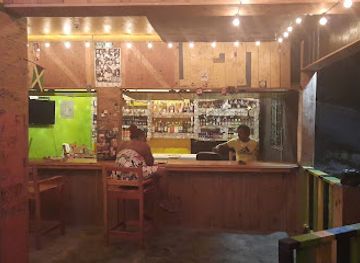 jamaica/negril/bar/de-rock-bar