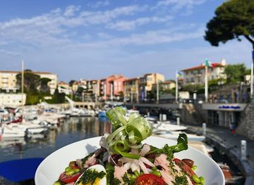 france/french-riviera/bar/restaurant-le-bar-du-port