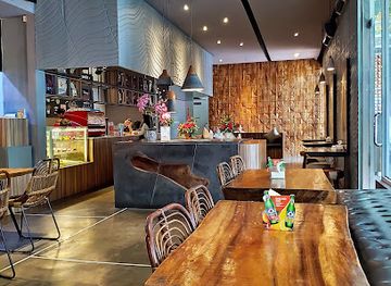 indonesia/riau/bar/bar-bar-steak-and-sweets