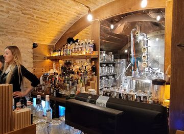 latvia/riga/art-nouveau-district/bar/distillers-republic-local-craft-distillery-bar